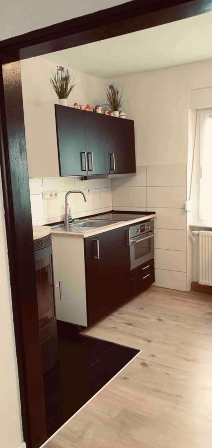 Lovely 1-Bed Apartment In Koblenz Koblenz  Exterior foto